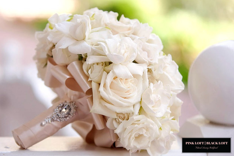 Black Collection N°33: White Gardenia