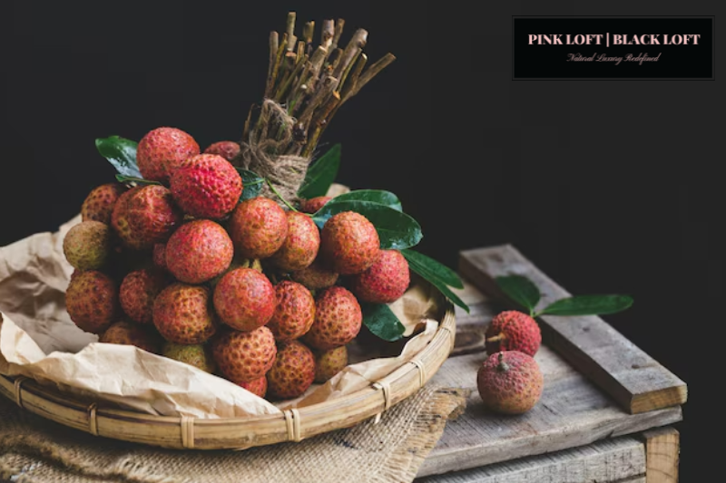 Black Collection N°8:  Dahlia & Lychee